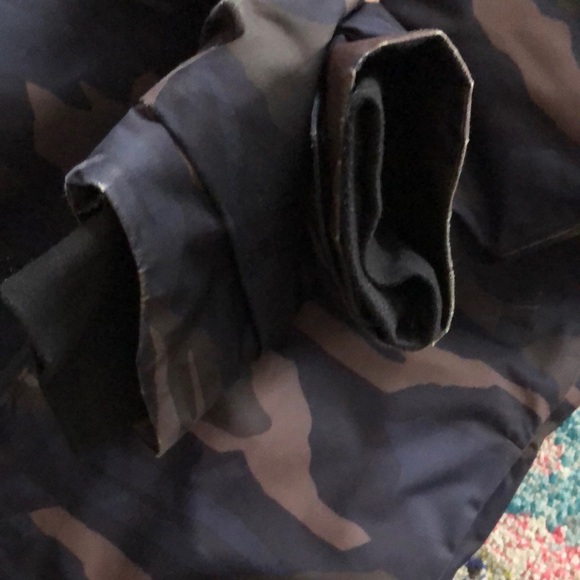 Boys Patagonia powder town jacket size M (10) - Picture 4 of 5